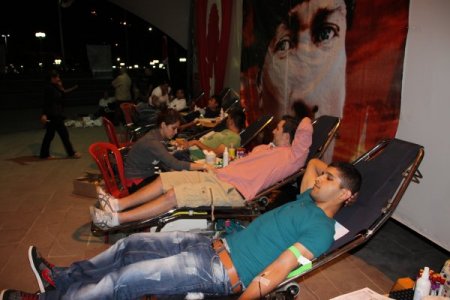 Beşiktaş Taraftarları Derneği 163 ünite kan bağışında bulundu