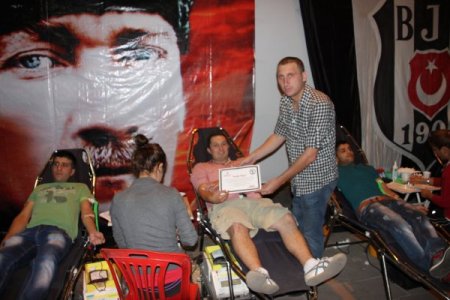 Beşiktaş Taraftarları Derneği 163 ünite kan bağışında bulundu