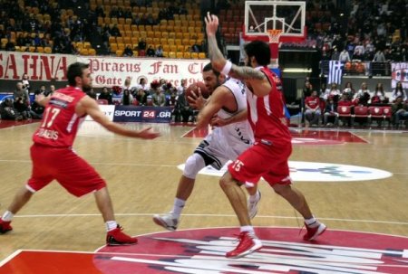 Beşiktaş Yunanistan’da Olympiacos'a 77 - 64 kaybetti