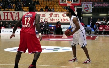 Beşiktaş Yunanistan’da Olympiacos'a 77 - 64 kaybetti