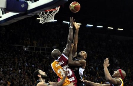 Beşiktaş’ı 64-60 yenen Galatasaray Medical Park 8’de 8 yaptı