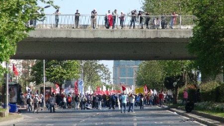 Beşiktaş’ı savaş alanına çevirdiler