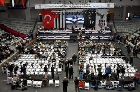 Beşiktaş'ın idarı ve mali kongresi başladı