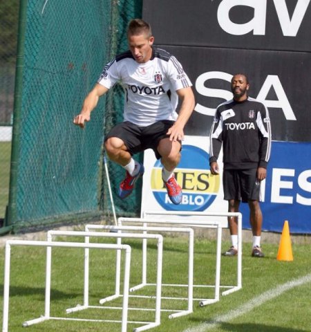 Beşiktaşlı futbolcular antrenman yaptı