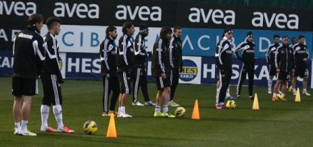 Beşiktaş'ta Almeida, takımla birlikte çalıştı