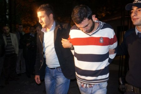 Beşiktaş’ta bir taksinin bagajında yapılan aramada 10 kilo eroin bulundu