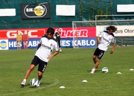 Beşiktaş'ta derbi hazırlıkları devam ediyor