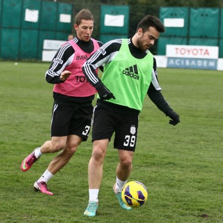 Beşiktaş'ta derbi hazırlıkları devam ediyor