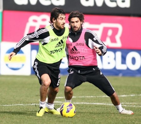 Beşiktaş'ta derbi hazırlıkları sürüyor