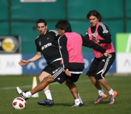 Beşiktaş'ta Derbi Maçı Hazırlıkları Sürüyor