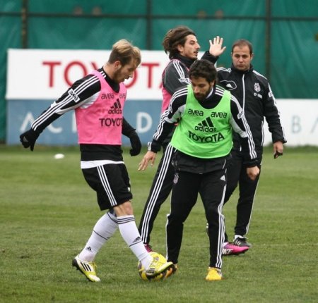 Beşiktaş'ta derbi maçı hazırlıkları sürüyor