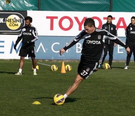 Beşiktaş'ta hazırlıklar hız kesmedi