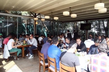 Beşiktaş'ta önce antrenman sonra moral yemeği