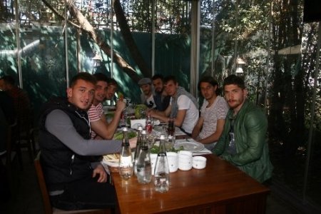 Beşiktaş'ta önce antrenman sonra moral yemeği