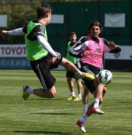 Beşiktaş'ta önce antrenman sonra moral yemeği