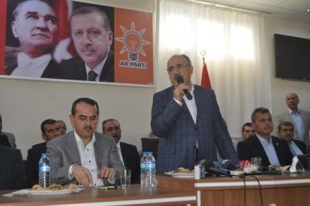 Beşir Atalay: İleri demokrasi için gerekli adımları atmaya devam edeceğiz