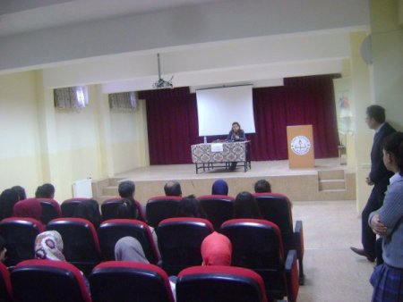 Beşiri Kaymakamı Ayşe Şeyda Çağlar öğrencilere buluştu