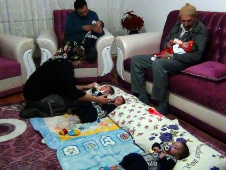 Beşizlere, devletin 2 kardeşe bağladığı 680 lira aylıkla bakılıyor