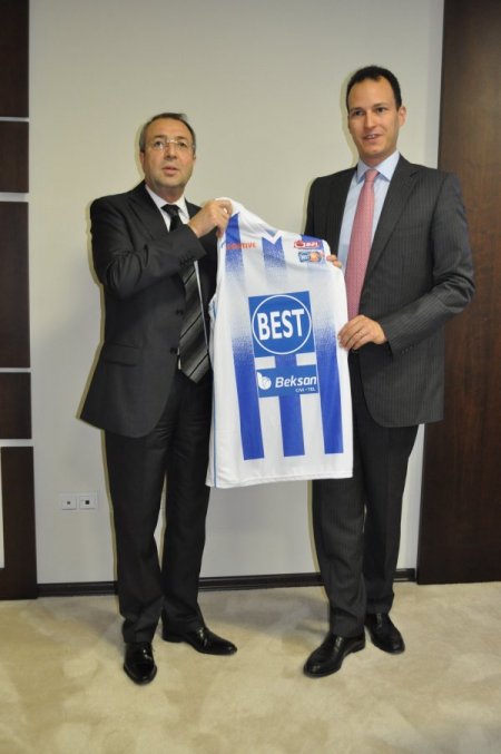 BEST Basketbol Takımı sezon öncesi basına tanıtıldı