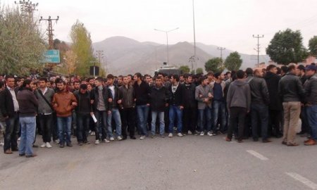 BEÜ’lü öğrenciler kazada ölen arkadaşları için yürüdü