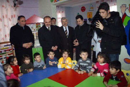 Beyaz Zambak Çocuk Kreşi'ni Vali Erol açtı