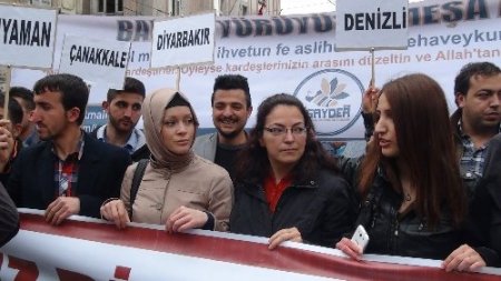 Beyoğlu'nda 'çözüm' yürüyüşü