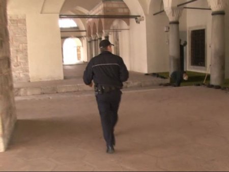 Beyoğlu’nda 'Şüpheli Kadın' Alarmı