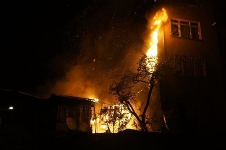 Beyoğlu’nda yangın paniği