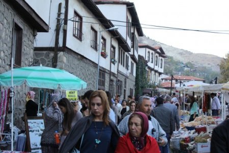 Beypazarı, bayramda doldu taştı