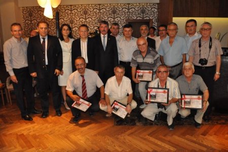 Bgc Başkanı Demir, Milletvekillerinden Yıpranma Hakkı İçin Destek İstedi