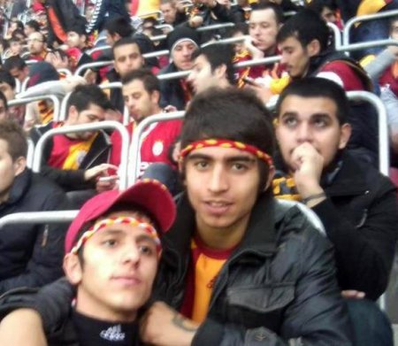 Bıçaklanarak öldürülen taraftarın babası isyan etti