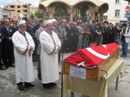 BİK Sakarya Şube Müdürü Bolat'ın cenazesi, toprağa verildi