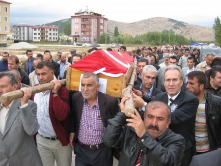 BİK Sakarya Şube Müdürü Bolat'ın cenazesi baba ocağına getirildi