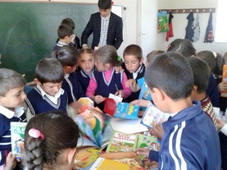 Bilgi evi öğrencilerinin topladığı yardımlar yerine ulaştı