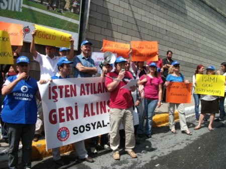 Bilgi Üniversitesi’nde işten çıkarılmalara protesto