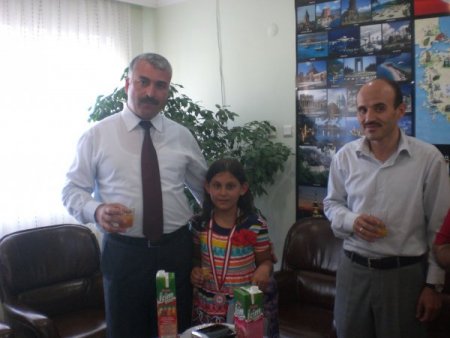 Bilgi Yarışmasında Ödüller Sahiplerini Buldu