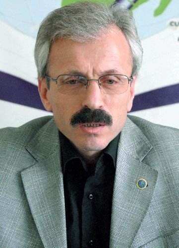 Bilgisayar Ve Test Yöntemi Kitap Okumayı Unutturuyor / Bilgisayarla Büyüyen Nesil Kitaptan Uzaklaşıyor