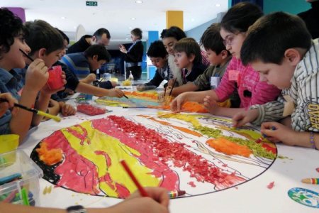 Bilim atölyeleri çocuklarla buluştu