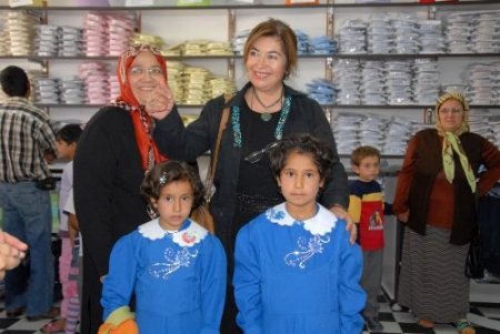 'bir Çocuğu Da Sen Sevindirin' Kampanyası Büyük İlgi Gördü