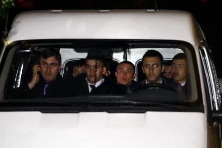 Bir Grup Muvazzaf Asker Adliyeye Getirildi