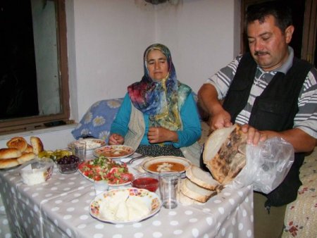 Bir Kilometre Yükseklikte İlk Sahur