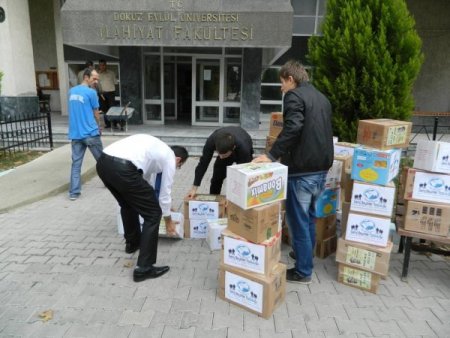 'Bir Kitap Bin Ufuk' kampanyasında 3 bin kitap toplandı