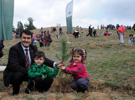 'Bir Milyon Fidan Kampanyası' festival coşkusuyla başladı