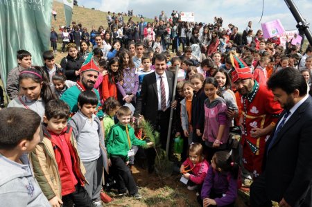 'Bir Milyon Fidan Kampanyası' festival coşkusuyla başladı