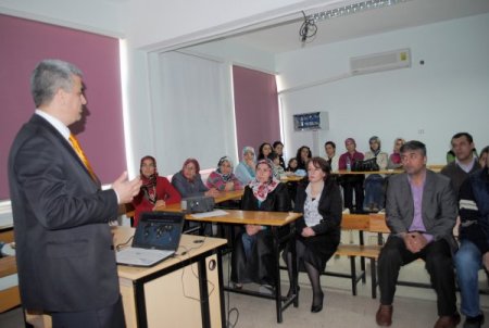 "Bir Şey Olmaz Demeyin, Çocuk İnternetten Gördüğü Olumsuz Figürü Belleğinden Atamıyor"