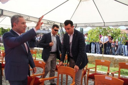 'Bir ülkenin en büyük serveti genç nüfustur'