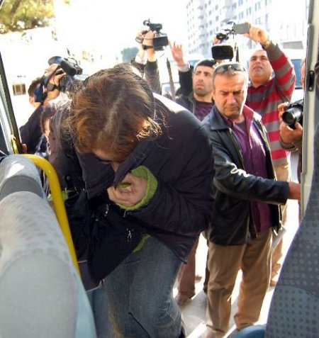 Birbirine Âşık Olup Pkk'dan Kaçan İki Terörist İzmir'de Yakalandı