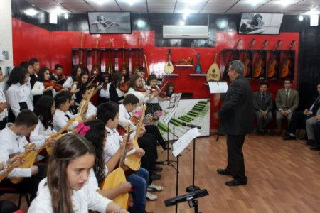 Birecik Gençlik Merkezi'nde müzik odası açıldı