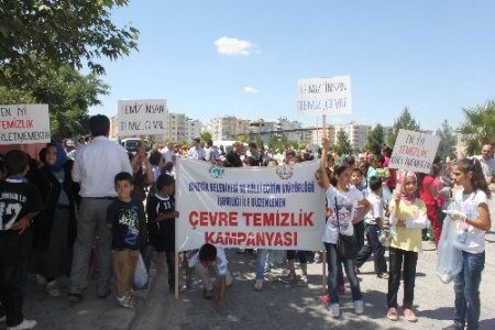 Birecik’te çevre temizliği yoğun ilgi gördü