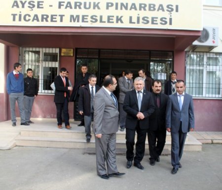 Birecik'te çok amaçlı konferans salonu hizmete girdi